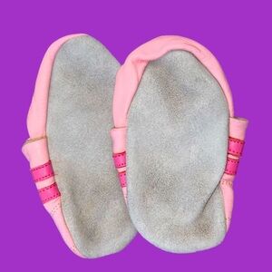 Tommy tickle leather, baby girl crib shoes